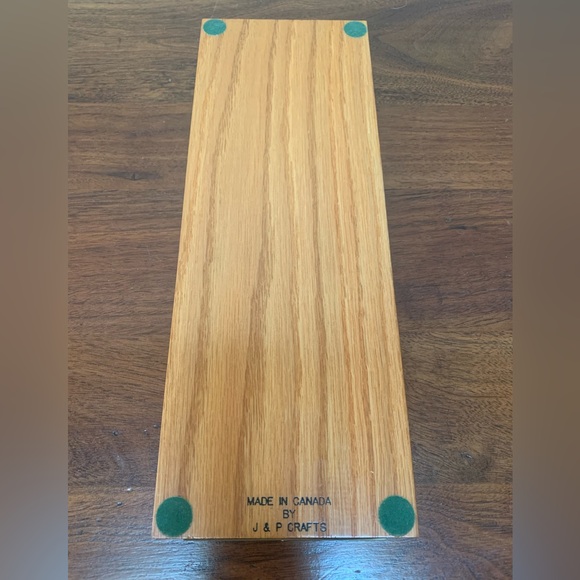 J & P Crafts Cribbage Board - Picture 2 of 4
